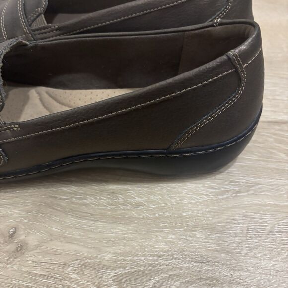 Clarks Womens Cora Daisy Loafer Size 9.5 M Brown Leather Slip On Flat Never Worn - Picture 12 of 13